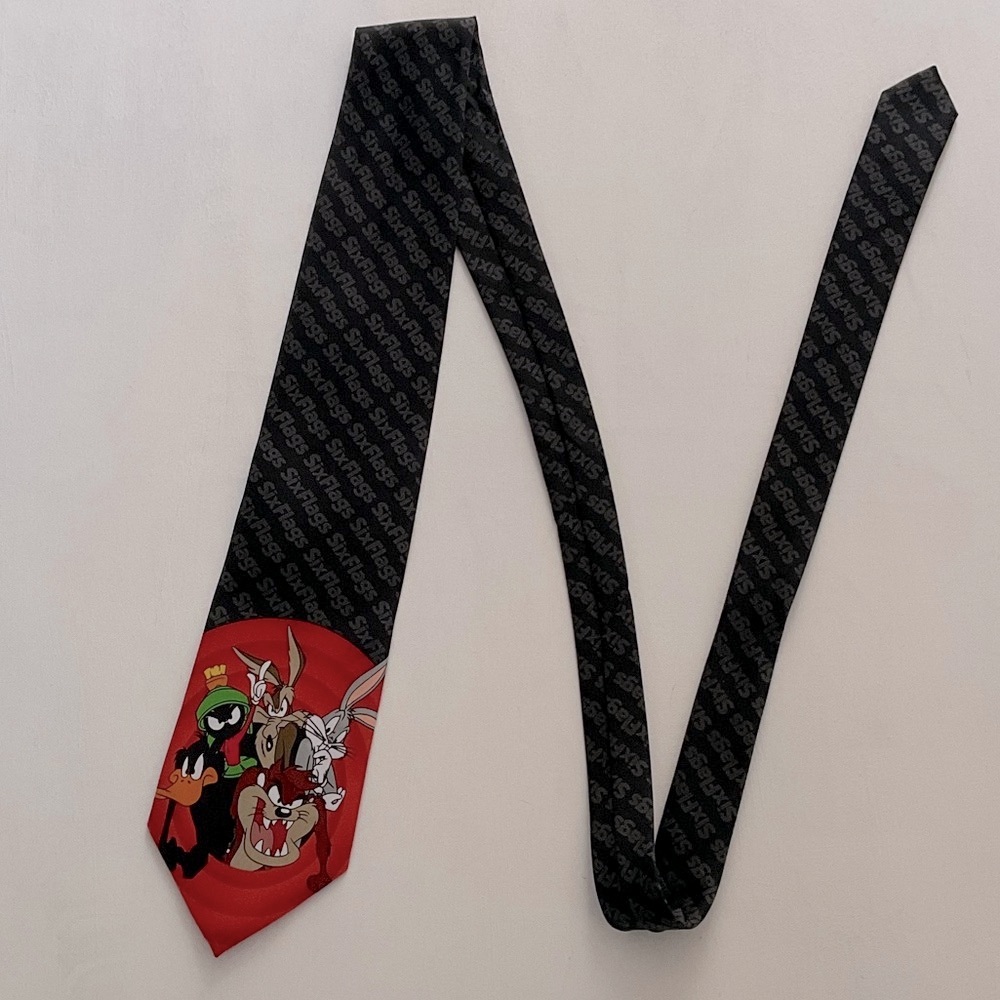 ๐ฆLooney Tunes Tie